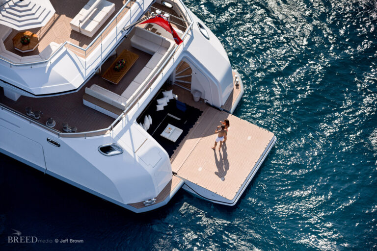 Fold Out Aft Beach Area