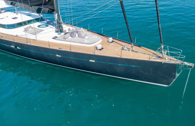 Foredeck Relaxation Area