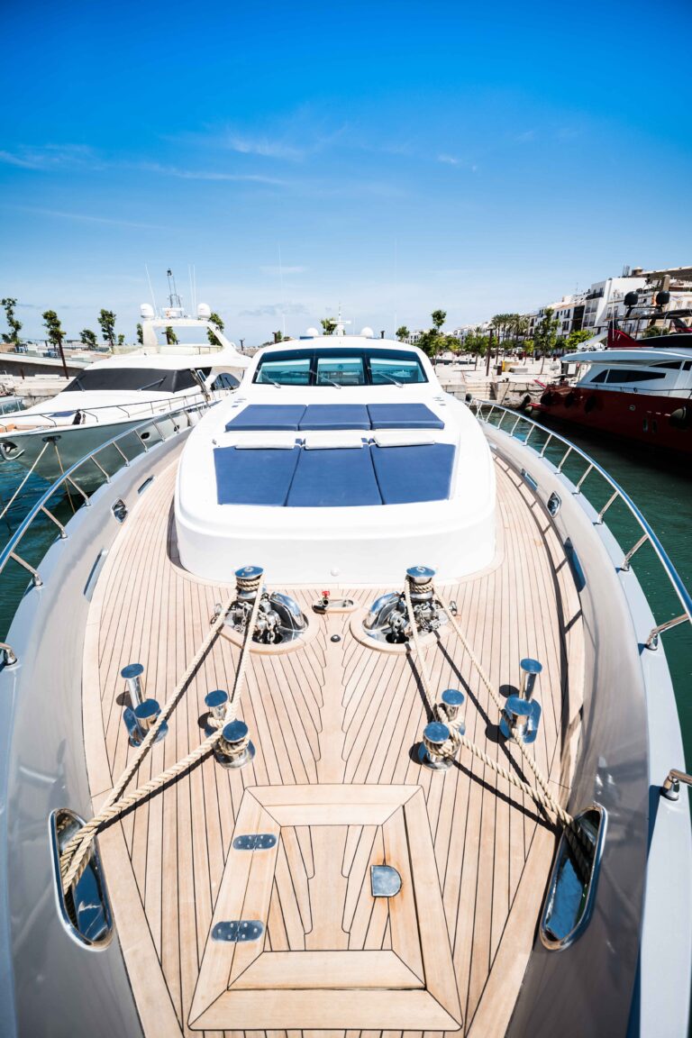 Foredeck And Sunpads