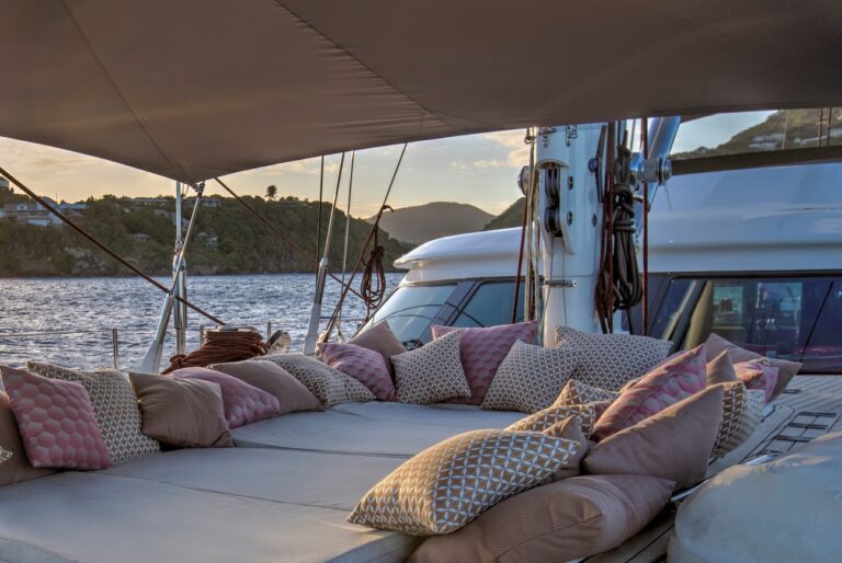 Foredeck Cosy Seating