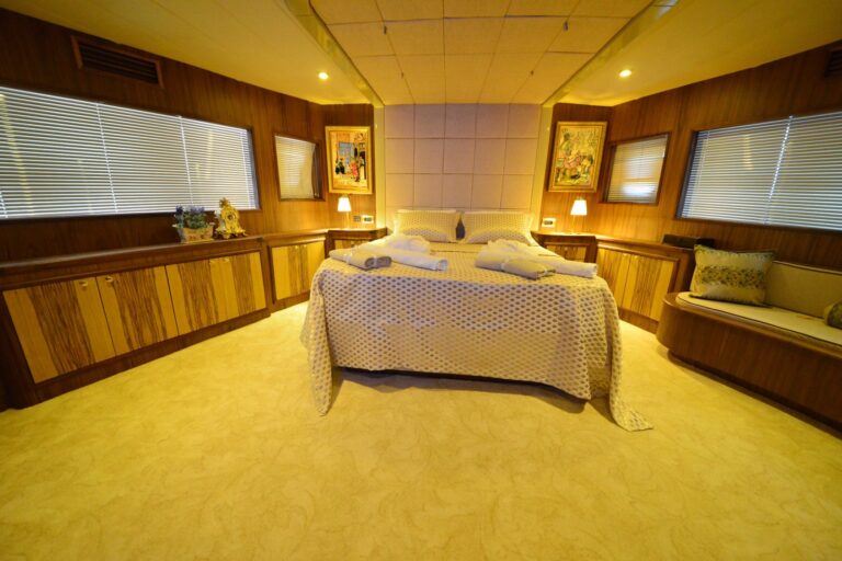 Forward Cabin