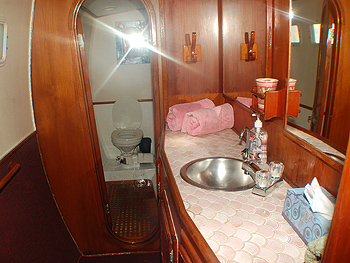 Freedom - Bathroom