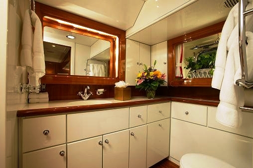 Freedom - Bathroom