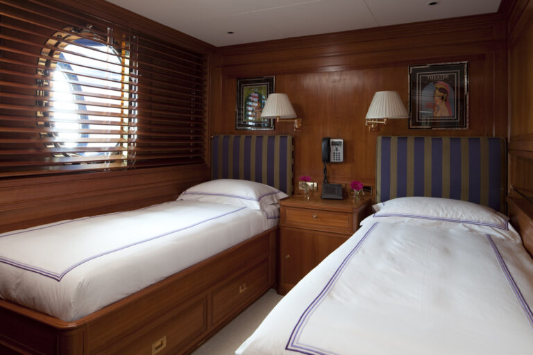 GALAXIA - Twin Cabin