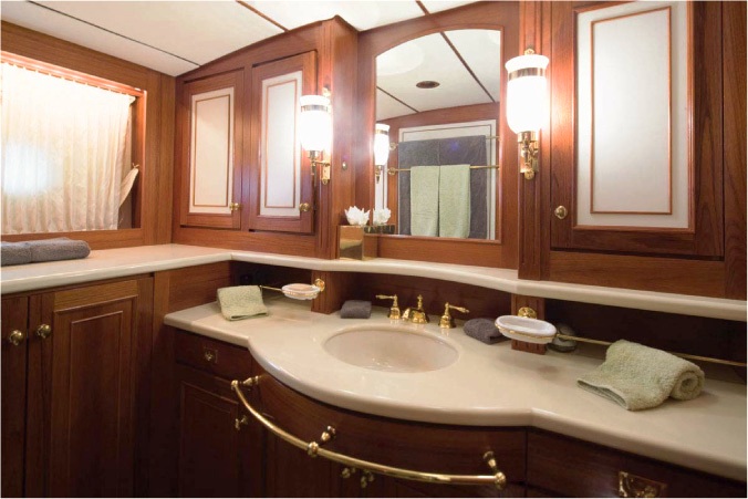 GALILEO G -  Guest Bathroom