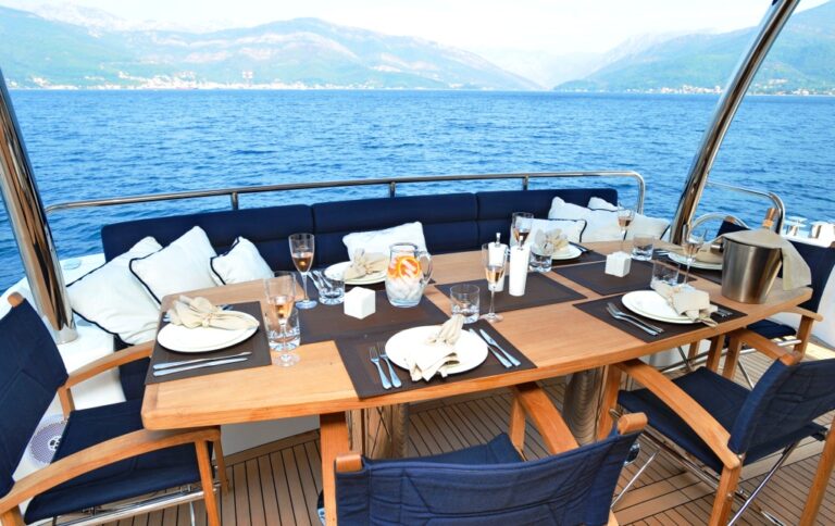 GATSBY -  Aft Deck