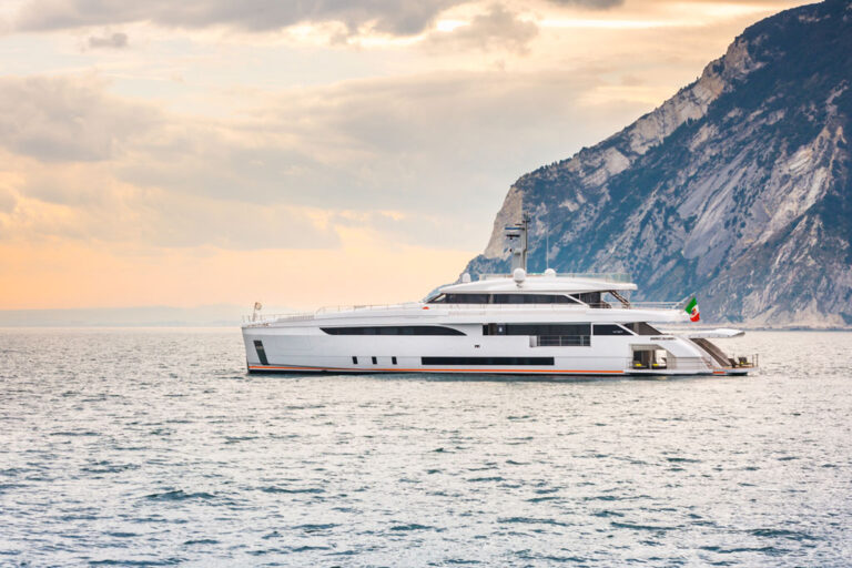 Wider Yachts