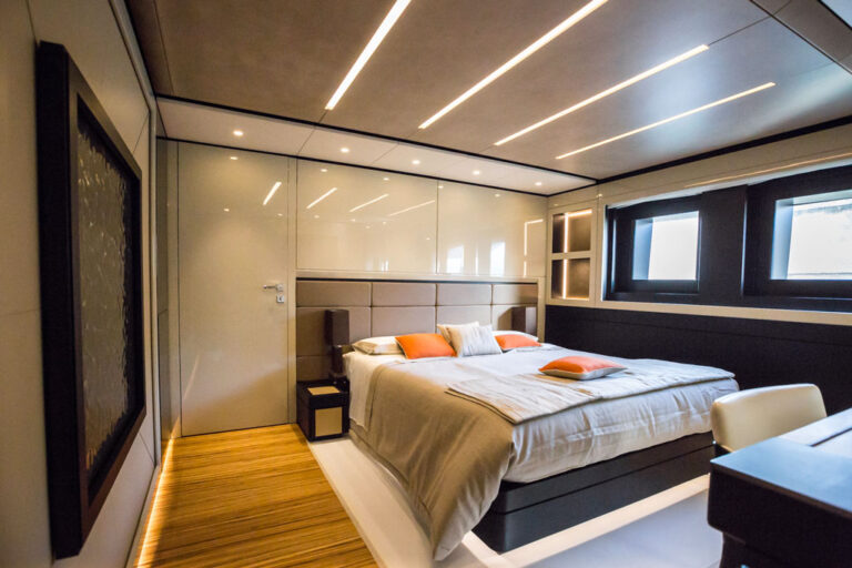 GENESI - cabin