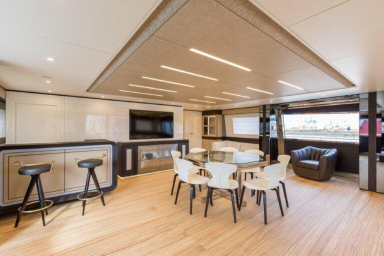 GENESI - dining