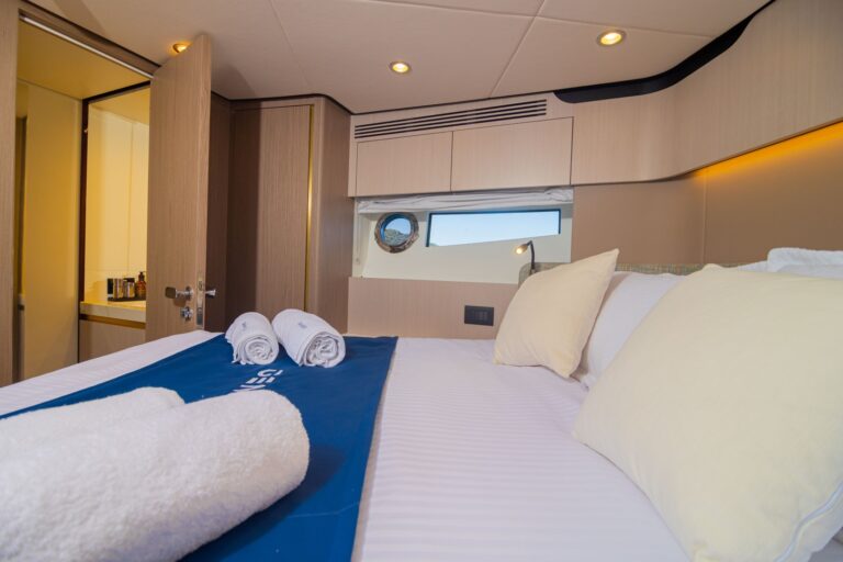 Double Guest Cabin Detail