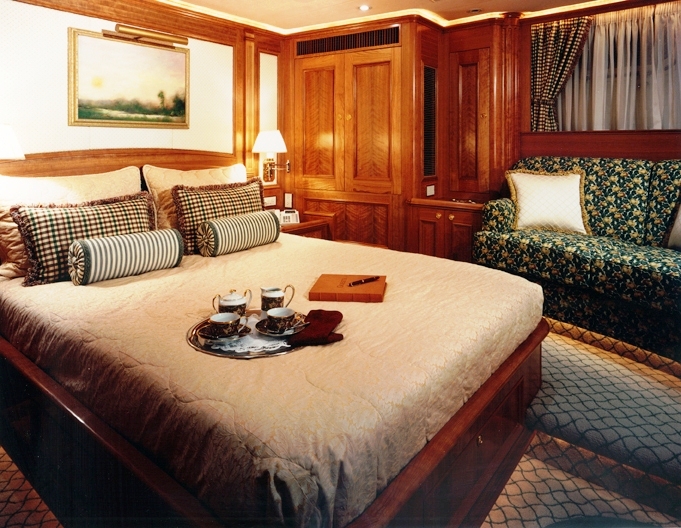 GEORGIA - guest stateroom
