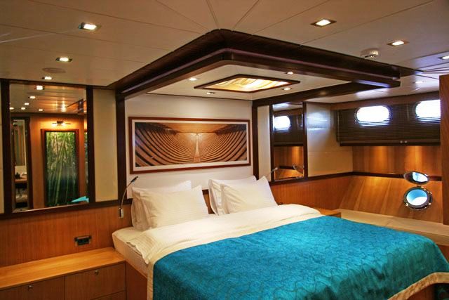 GETAWAY -  VIP cabin