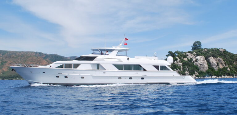 GILAINE O - Under way