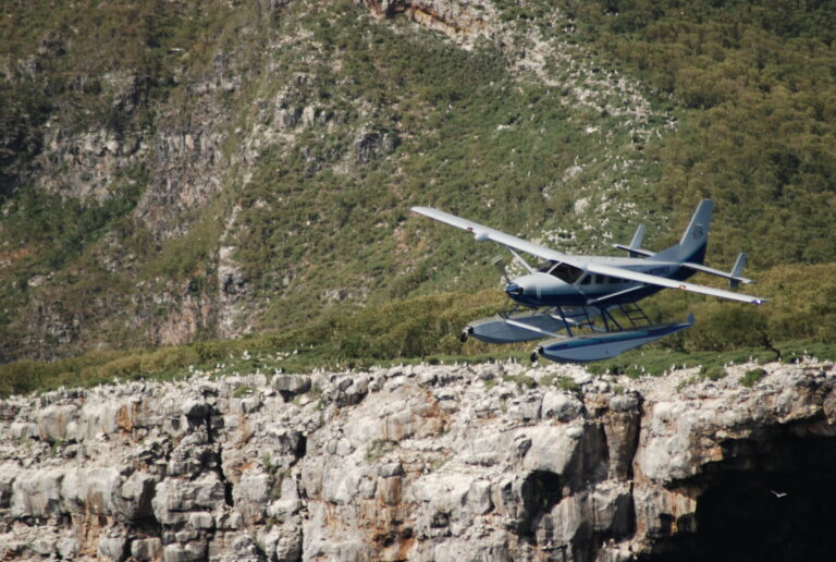 GOLDEN EYE Seaplane To GOLDEN SHADOW