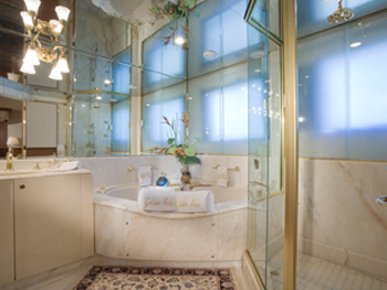 GOLDEN RULE - Ensuite