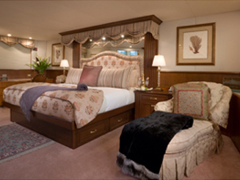GOLDEN RULE - Master Stateroom