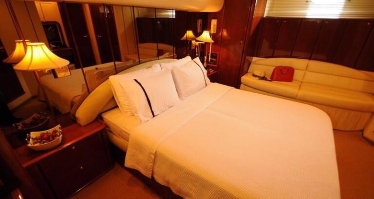 GRACE - Master cabin 2