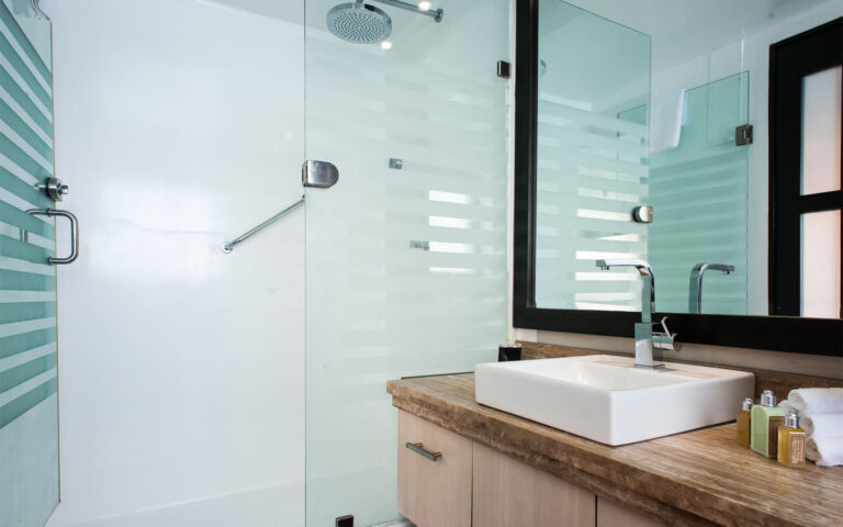 Ensuite 00002