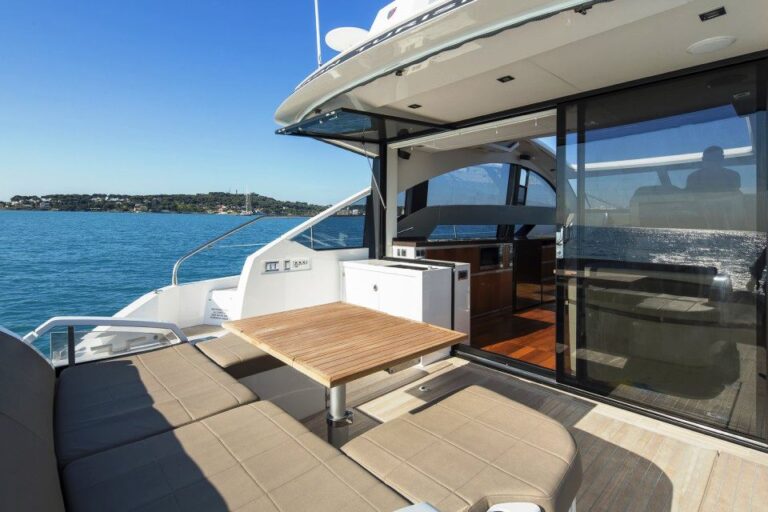 GREY GOOSE OF ANTIBES -  Aft Deck