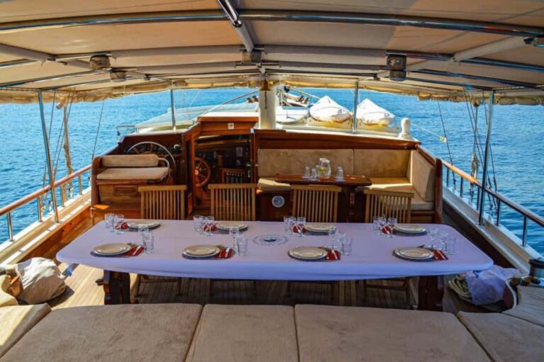 Exterior Dining Area