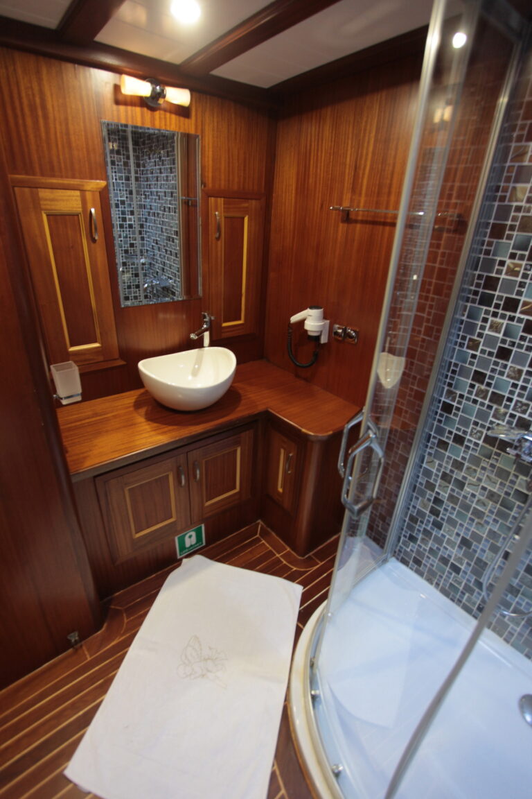 Ensuite Bathroom
