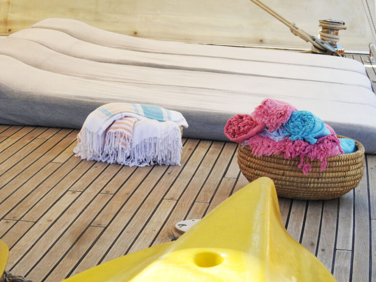 On Deck Detail
