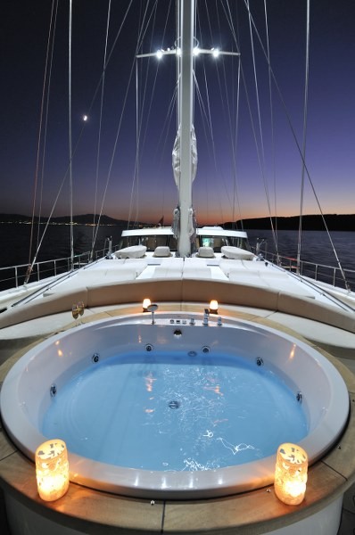 Jacuzzi