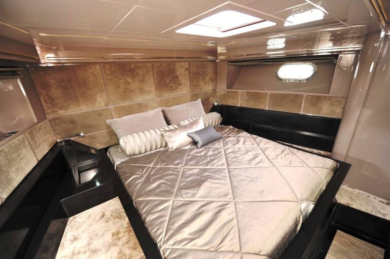 GUSH -  Master Cabin