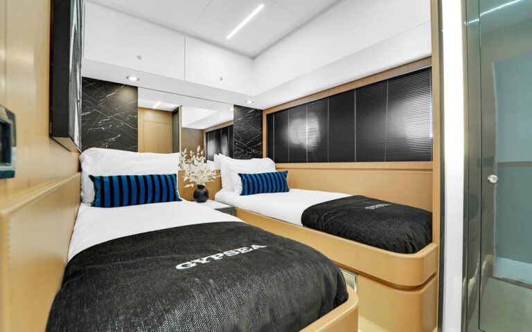 Twin Cabin