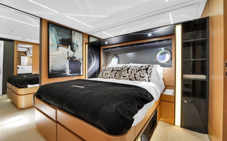 Double Cabin