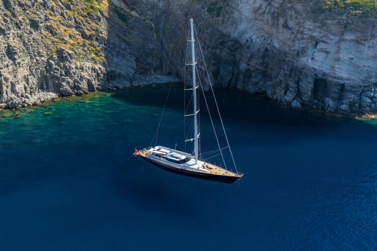 Genevieve © YachtShot