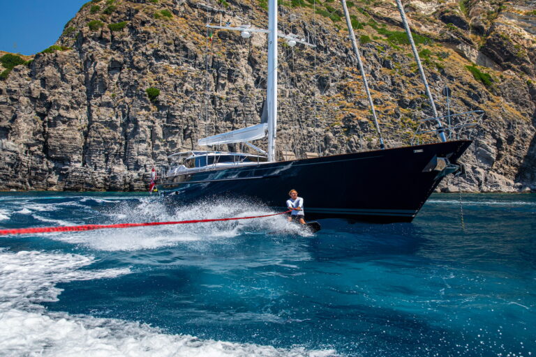 Genevieve © YachtShot H086