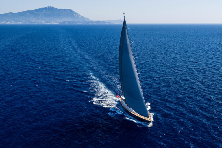 Genevieve © YachtShot