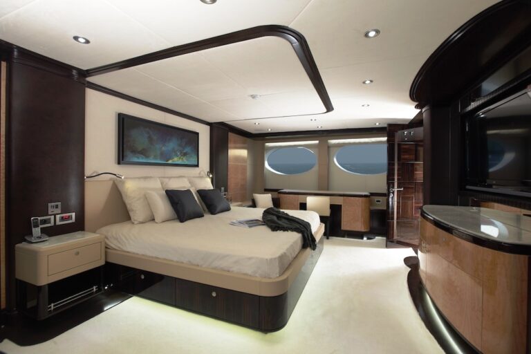 Grenadines III -  Master Cabin
