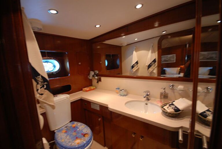 Guest Cabin
