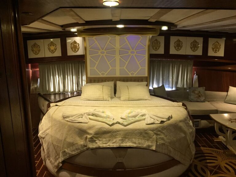 Guest Cabin