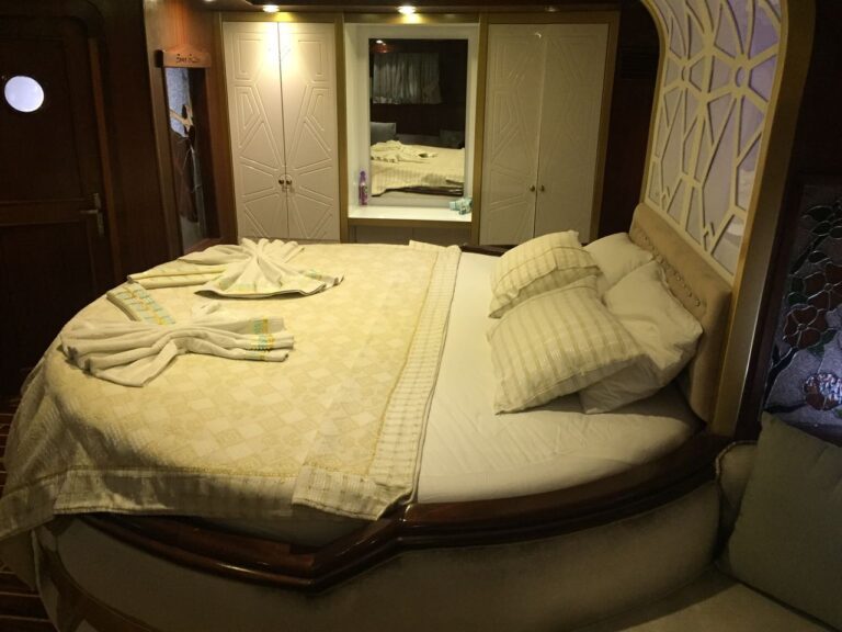 Guest Cabin