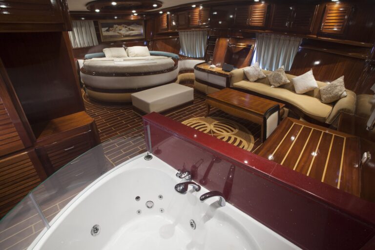 Guest Cabin