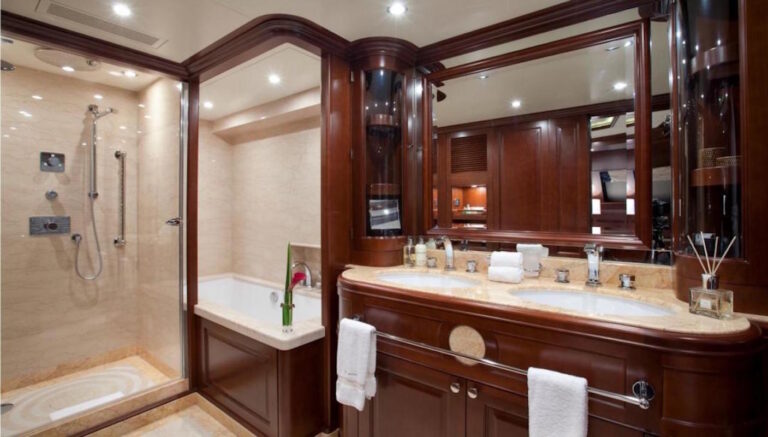 Guest Cabins
