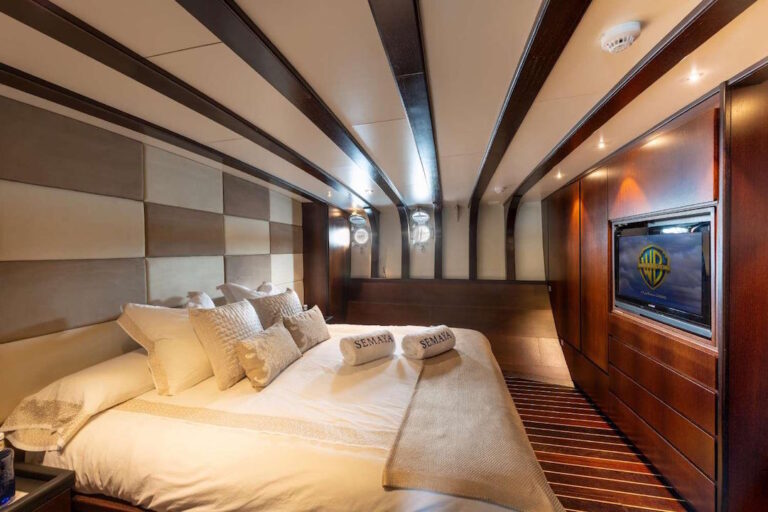 Guest Cabin