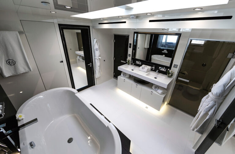 Guest Cabin - Ensuite