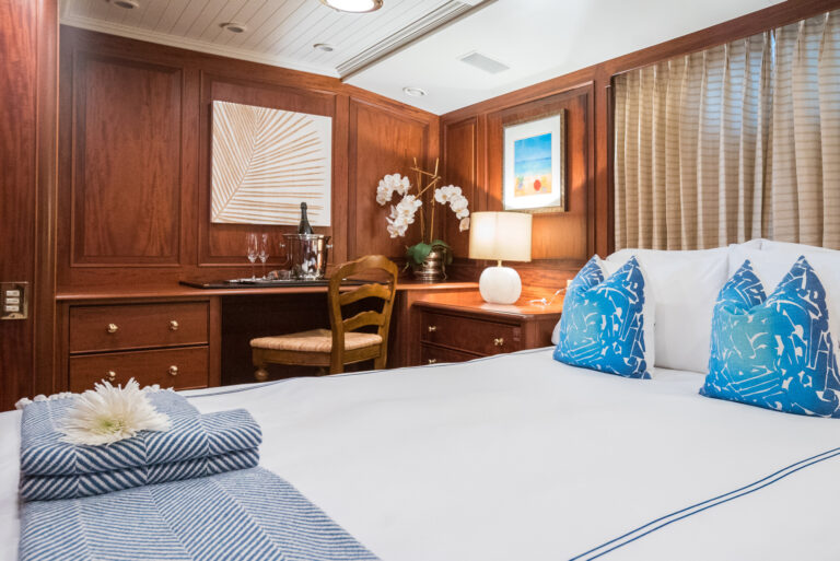 Guest Cabin With Queen Bed