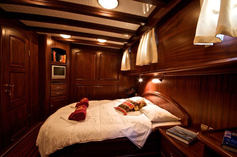 Guest Double Cabin