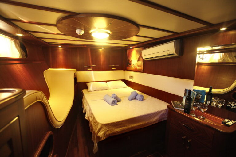 Gulet Esma Sultan II -  Guest Cabin 4