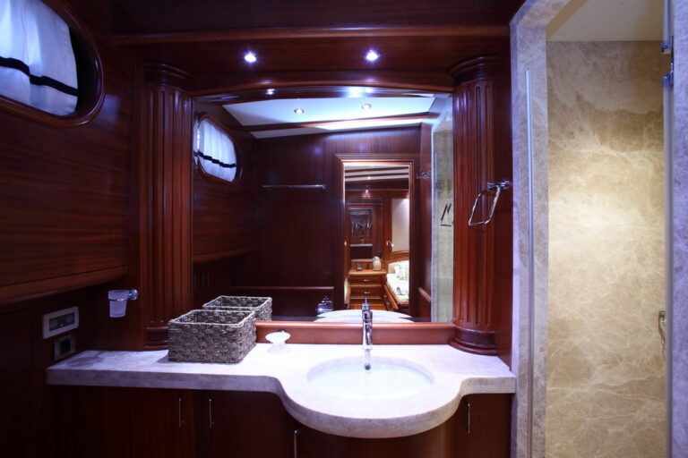 Gulet KAYA GUNERI V -  Guest Ensuite