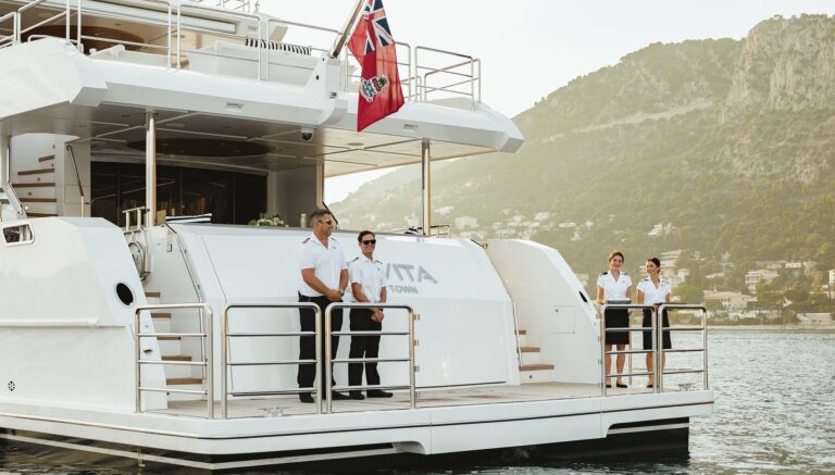 Gulf Craft Yacht ALTAVITA - Crew Aft France