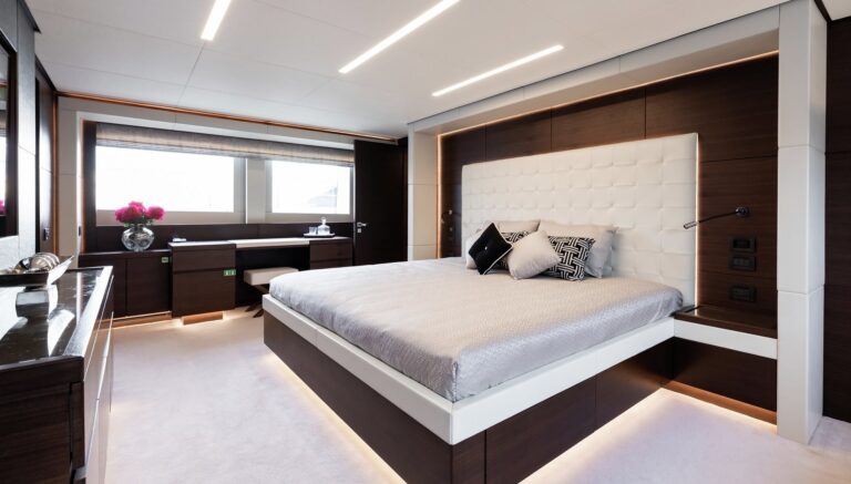 Gulf Craft Yacht ALTAVITA - Master Cabin