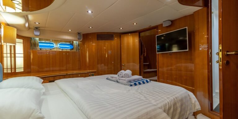 Luxury master suite