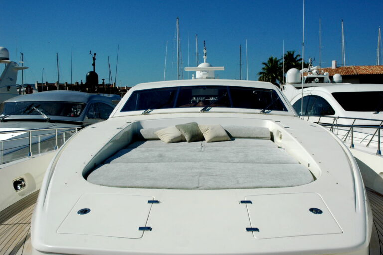 HARD WORK II - Foredeck