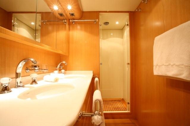 HARDWORK II - Ensuite